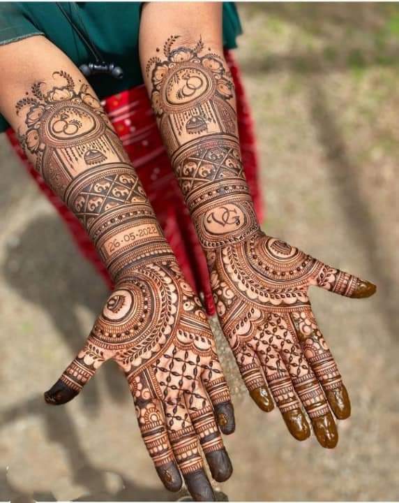 Mehendi Artist Pooja Puranik 